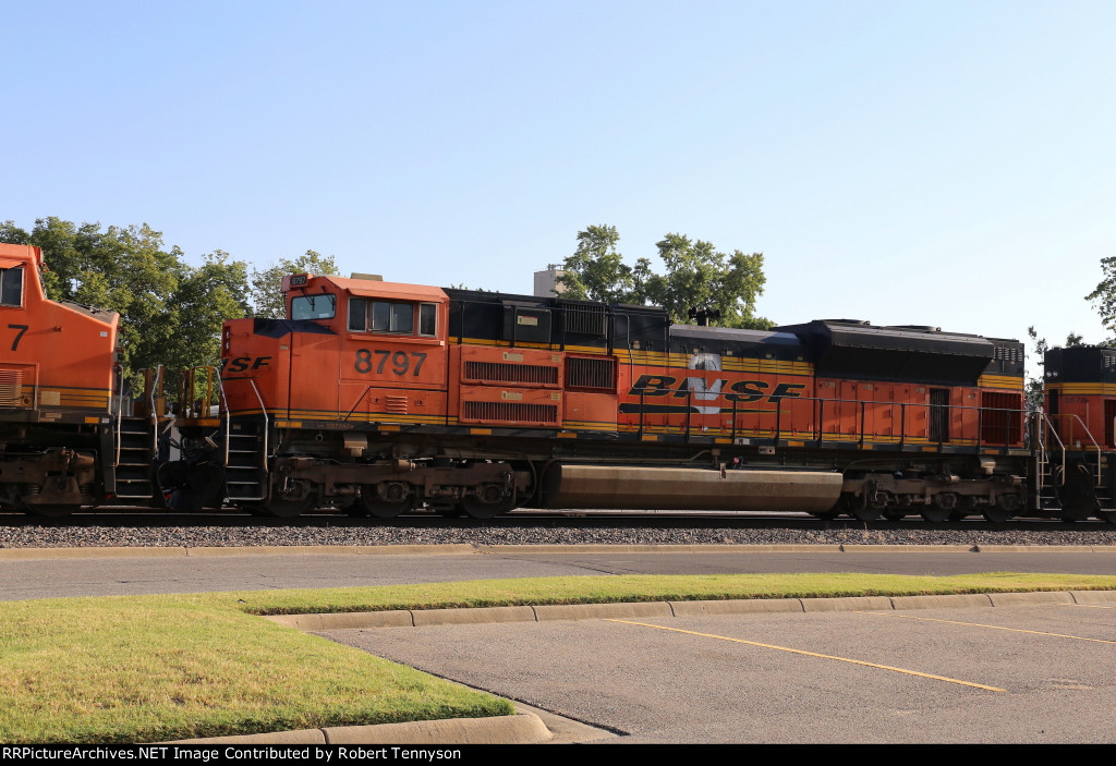 BNSF 8797